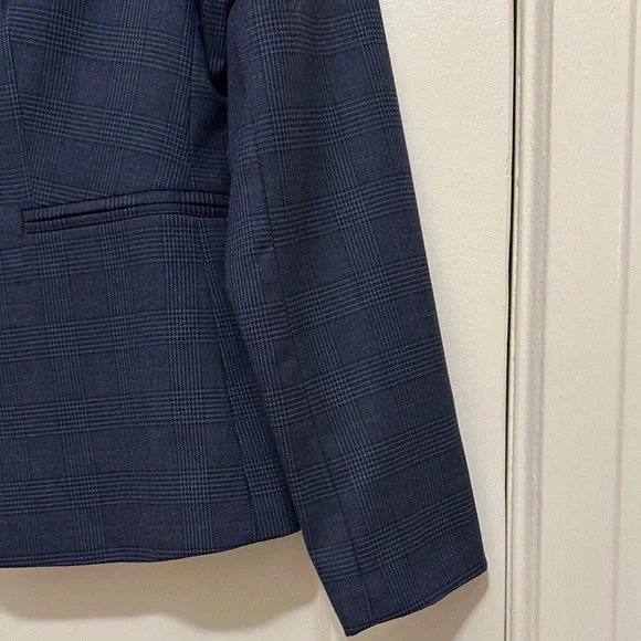 Banana Republic Dark Blue Women’s Blazer - Picture 8 of 9